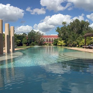Hacienda Temozon Sur is the flagship resort of the Starwood hotel chain, part of the Luxury Collection. <a href=></a>