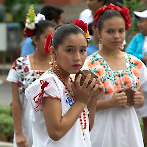 Traditional Yucatecan dress hasn't changed in a hundred years <a href=></a>