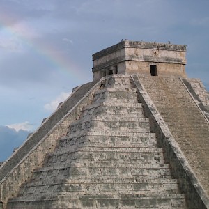 The Pyramid of Kukúlcan at Chichén Itzá <a href=></a>