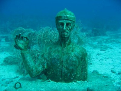 A statue of Jacques Cousteau on Pigeon Island &lt;a href=&gt;&lt;/a&gt; <a href=></a> <a href=></a>