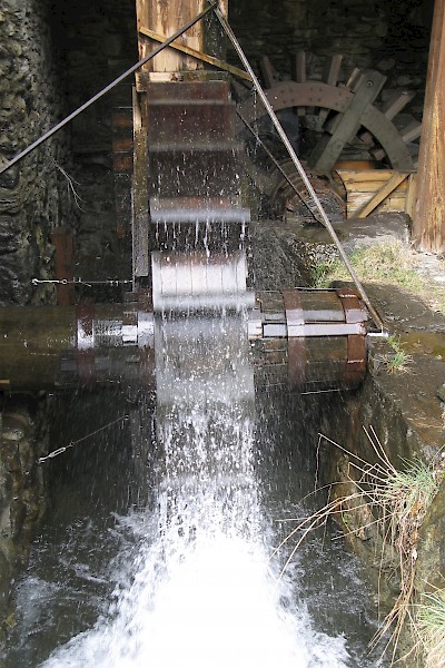 A water wheel used for producing power to operate the foundry hammer that made iron for shipbuilding, weapons and agricultural tools. <a href=></a>
