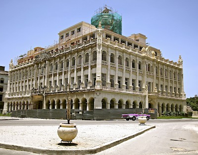 The old Presidential Palace, now the Museum of the Revolution where Raul Castro and Barack Obama held private meetings and a press conference. <a href=></a>