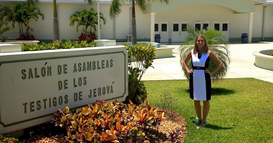 English “Maintain Love For Jehovah!” Circuit Assembly
