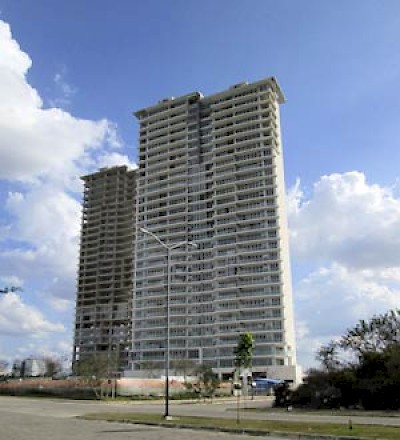 High rise in North Merida, Yucatan <a href=></a>